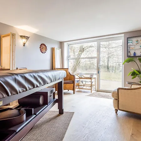 Bed & Breakfast Havre De Paix: Grange Renovee, Confort & Nature, 2-4 Pers., - Fr-1-306-1248 Blain