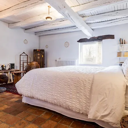 Bed & Breakfast Havre De Paix: Grange Renovee, Confort & Nature, 2-4 Pers., - Fr-1-306-1248 Blain